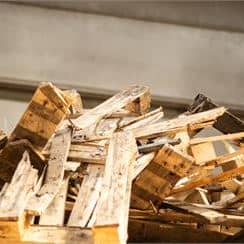 smaltimento rifiuti non pericolosi 
smaltimento legno
